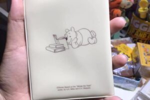 Cover passport gấu Pooh