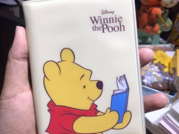 Cover passport gấu Pooh