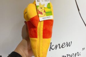 Pouch cầm tay gấu Pooh