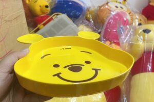 Dĩa nhựa Hàn quốc mặt gấu Pooh