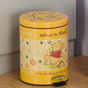 Thùng rác gấu Pooh