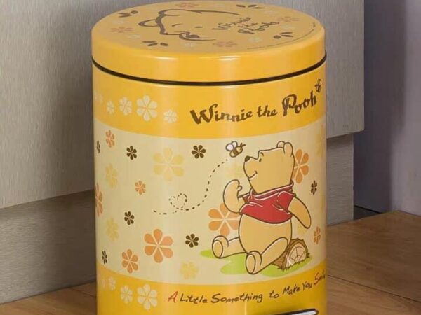 Thùng rác gấu Pooh