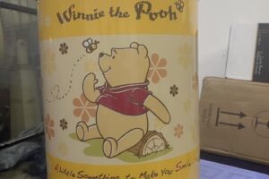 Thùng rác gấu Pooh